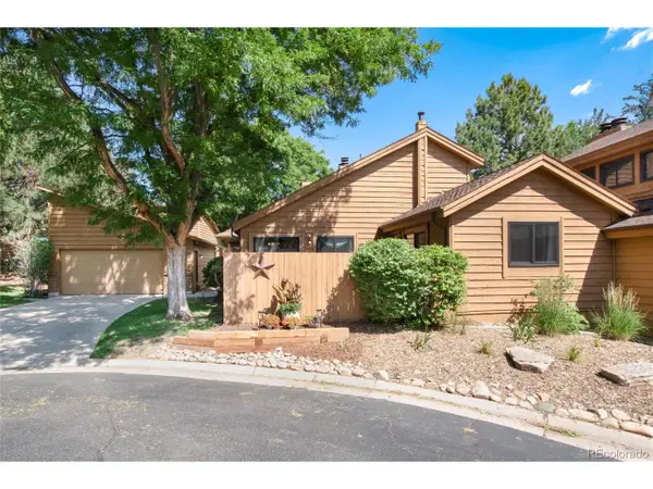 46 S Eagle Cir, Aurora, CO 80012