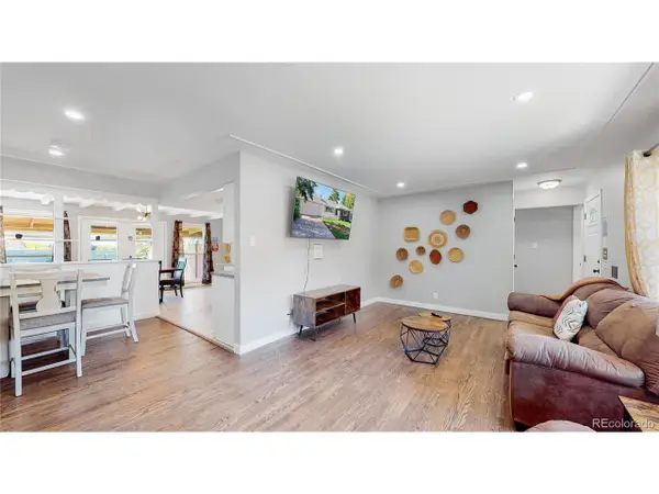 3067 S Holly Pl, Denver, CO 80222