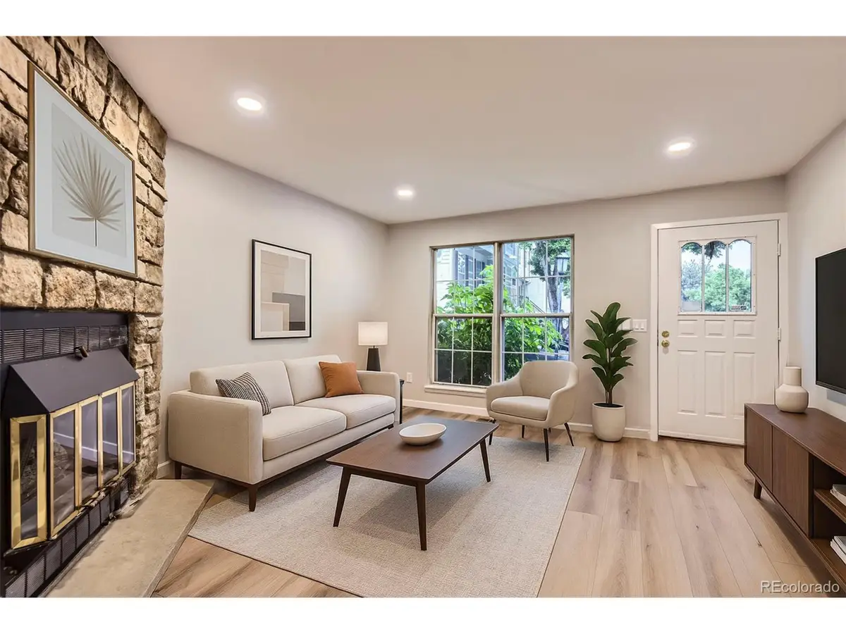 1811 S Quebec Way #31, Denver, CO 80231 - Image #1