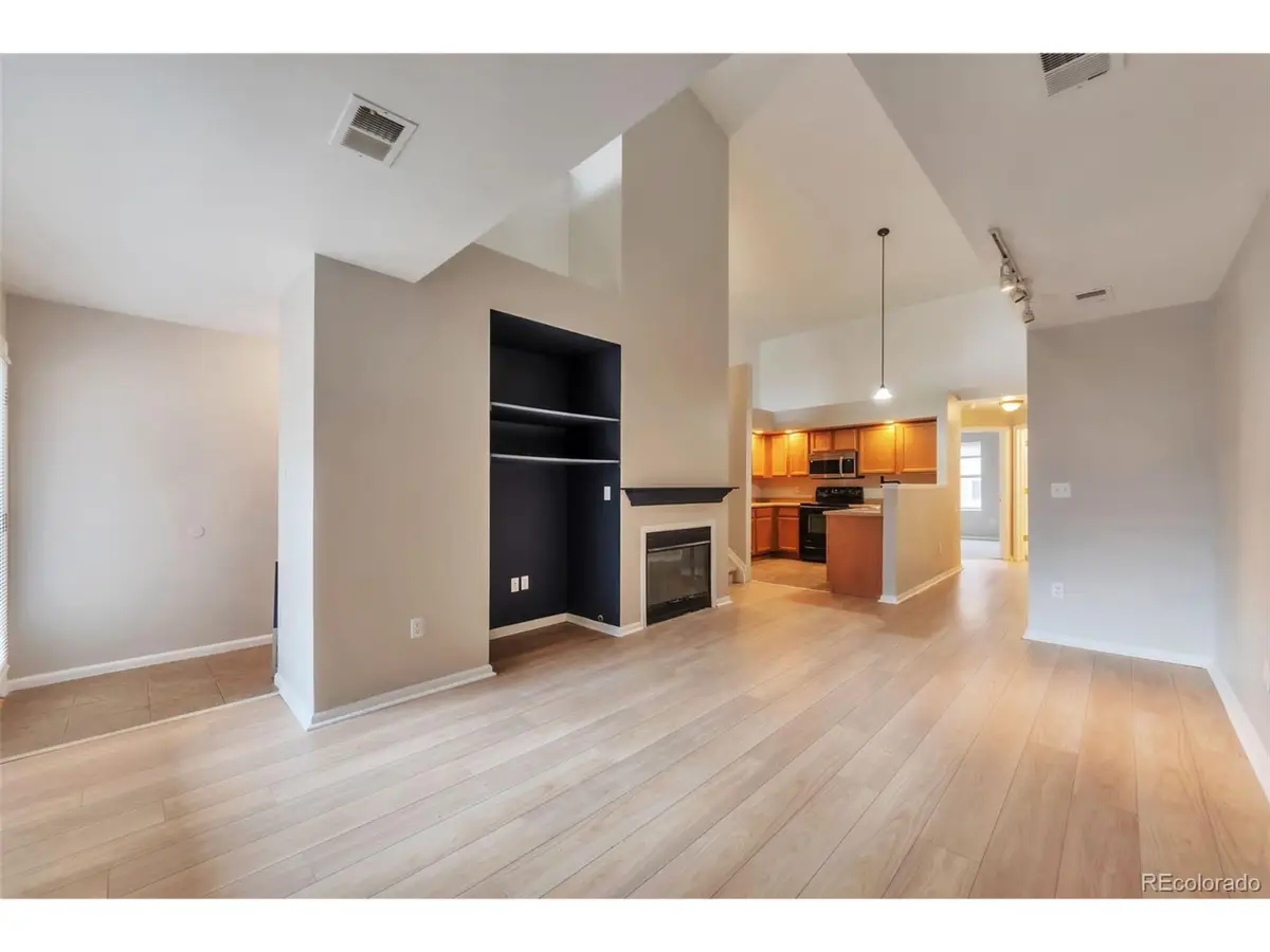 18622 E Water Dr #E, Aurora, CO 80013 - Image #1