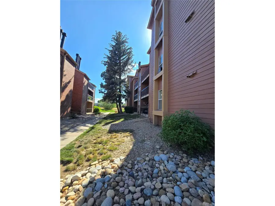 4899 S Dudley St #4H, Littleton, CO 80123 - Image #3