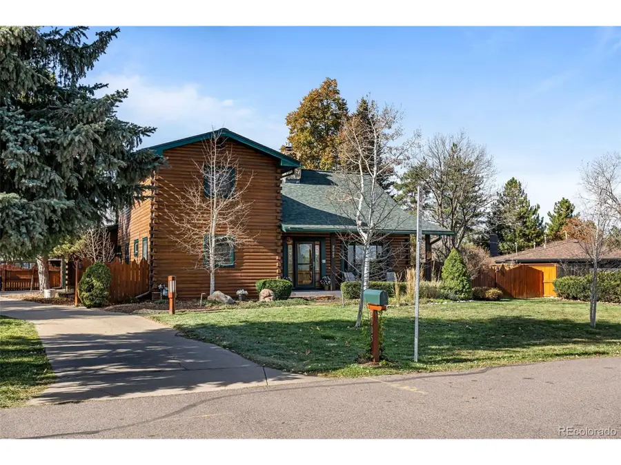 2005 Applewood Dr, Lakewood, CO 80215 - Image #3