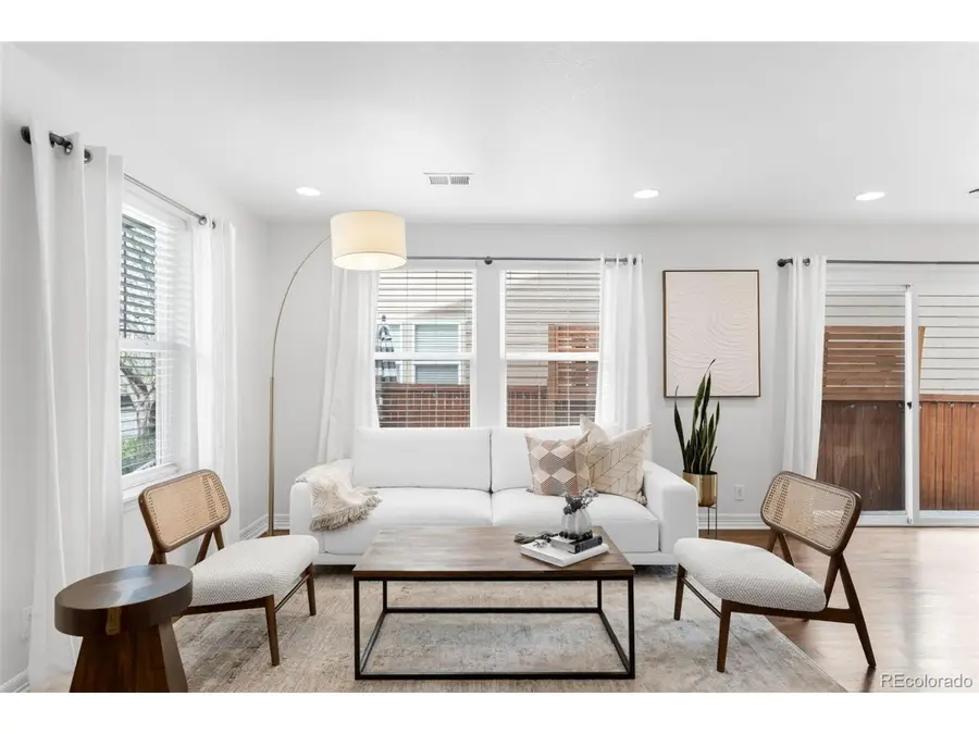 2958 Alton Ct, Denver, CO 80238 - Image #2