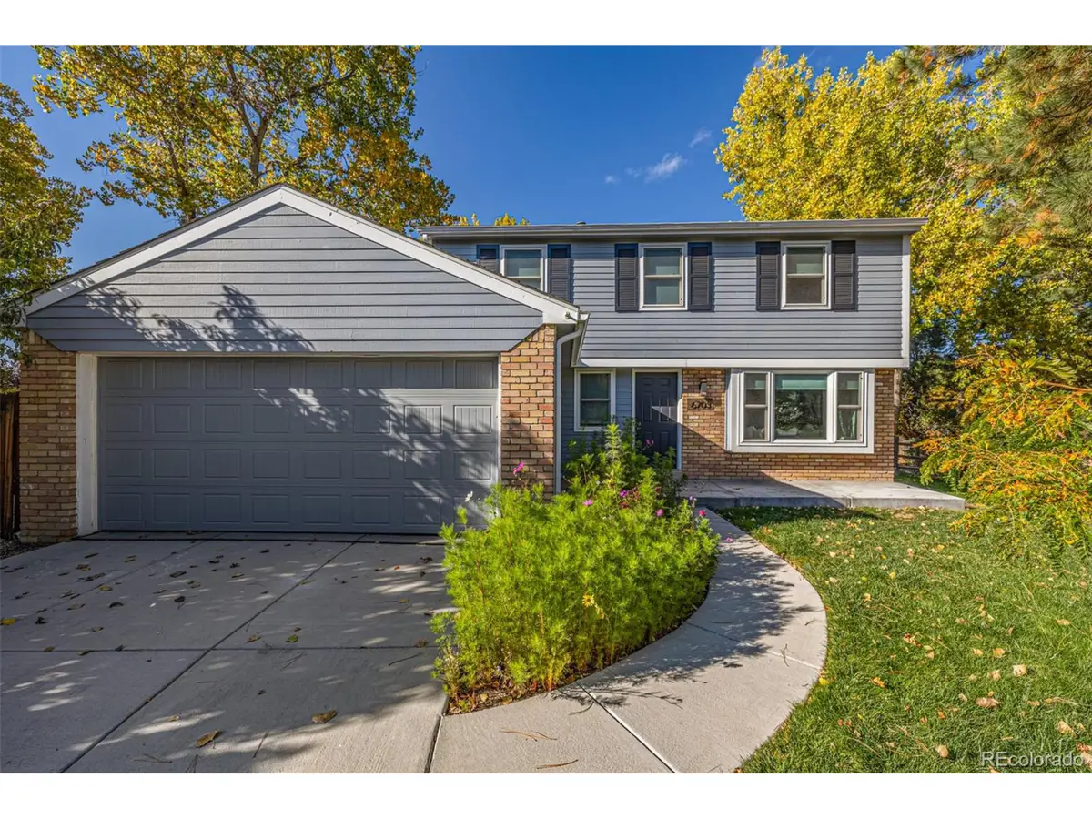 6703 S Locust Ct, Centennial, CO 80112 - Image #1