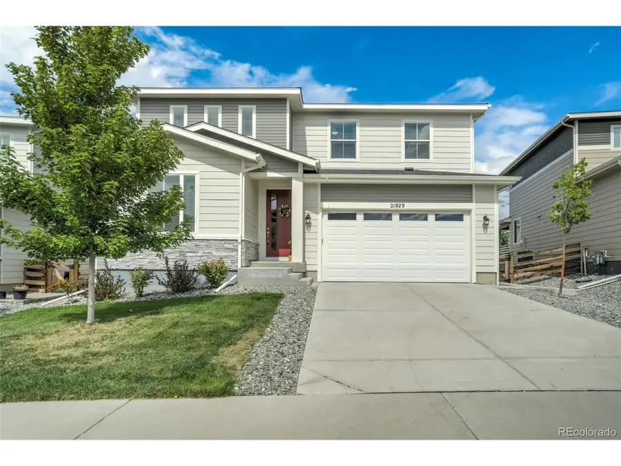 21929 E Stanford Cir, Aurora, CO 80015 - Image #2