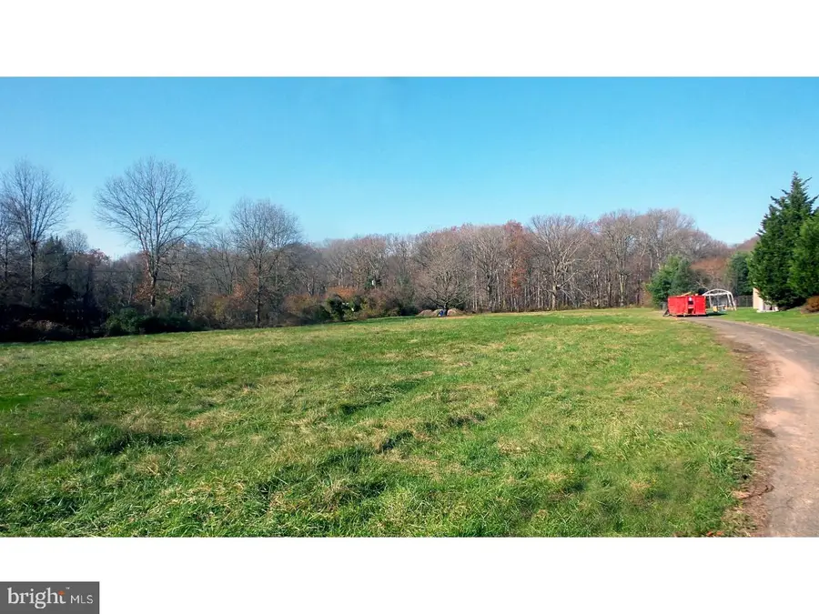 347 Tom Brown Rd, Moorestown, NJ 08057 - Image #2