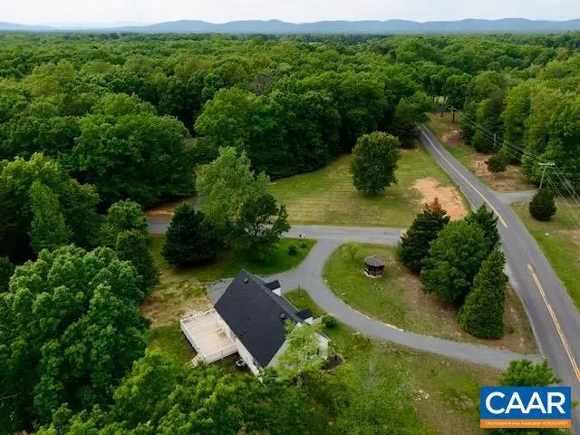 21 Zion Ct, Zion Crossroads, VA 22942 - Image #3