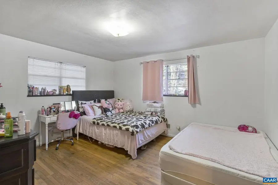 2301 North Berkshire Rd #a And B, Charlottesville, VA 22901 - Image #3