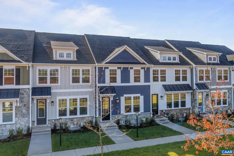 11 Woodburn Rd, Charlottesville, VA 22901 - Image #3