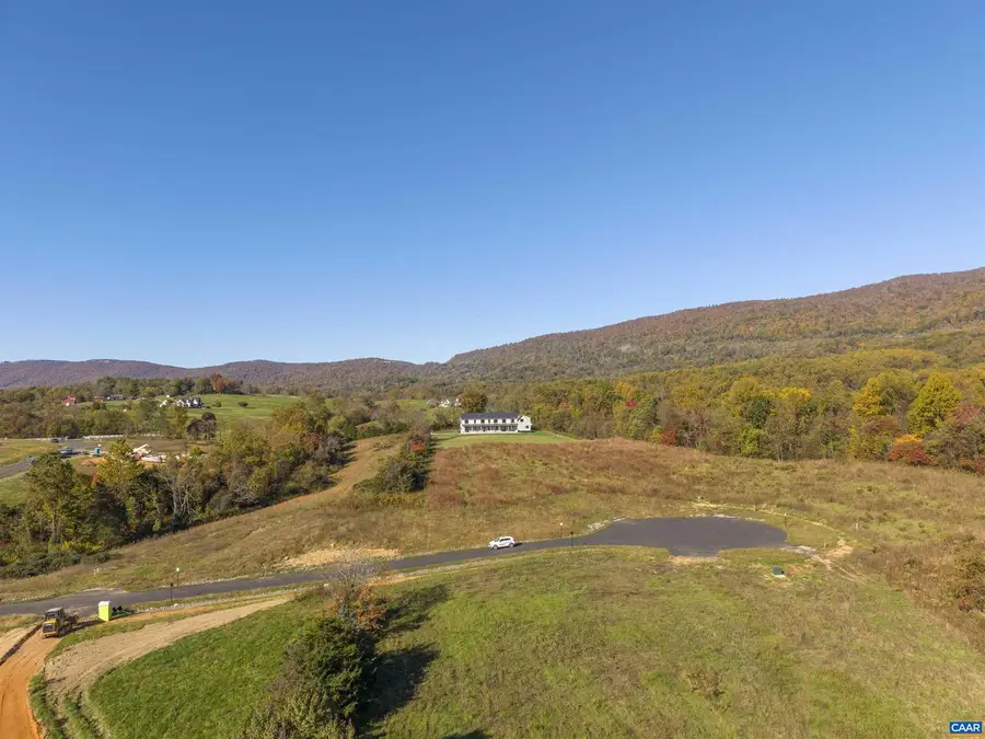 19 Stockton Creek Ln, Afton, VA 22920 - Image #2