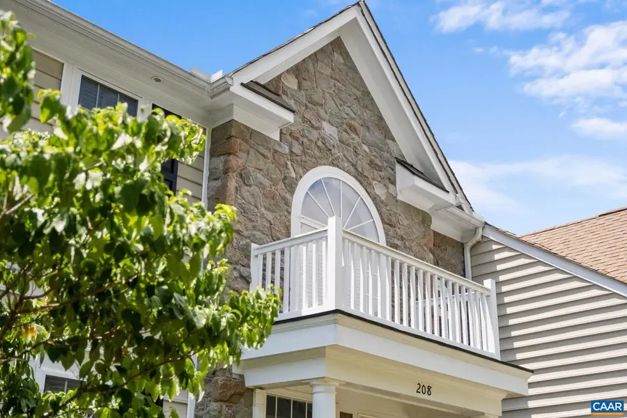 208 Claybrook Dr, Waynesboro, VA 22980 - Image #3