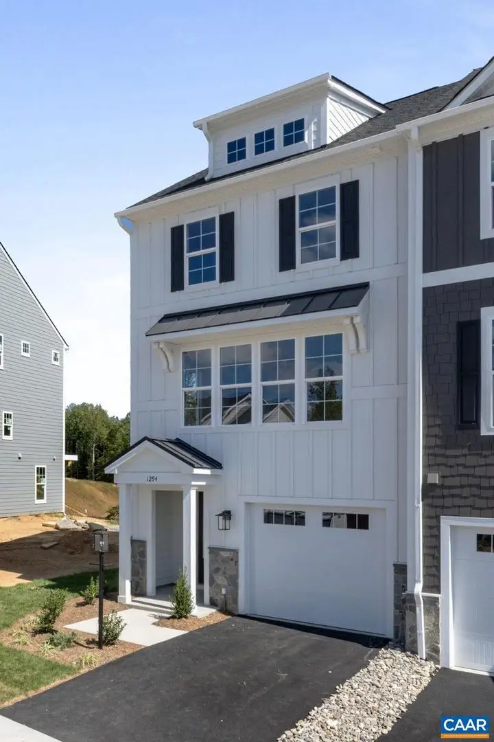 37 Farrow Cir, Charlottesville, VA 22901 - Image #3