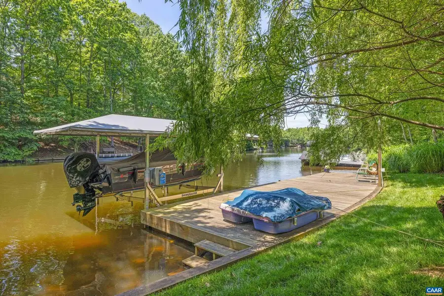 56 Wildwood Dr, Palmyra, VA 22963 - Image #2