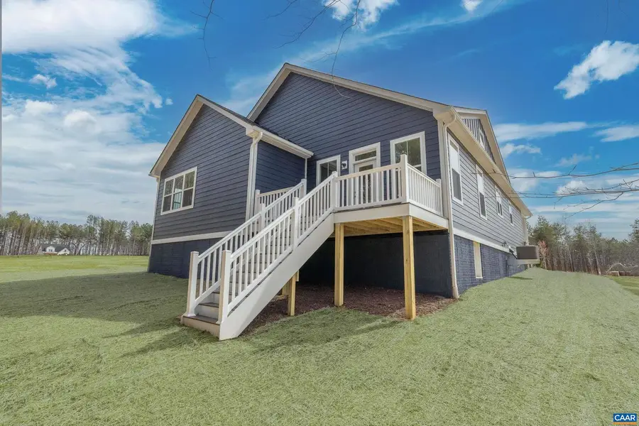 33 Whisperwood Ct, Troy, VA 22974 - Image #2