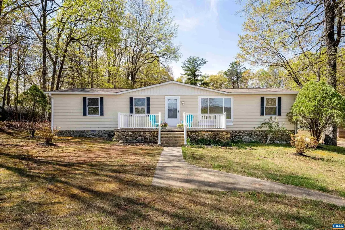 817 Brownings Cv, Shipman, VA 22971 - Image #1