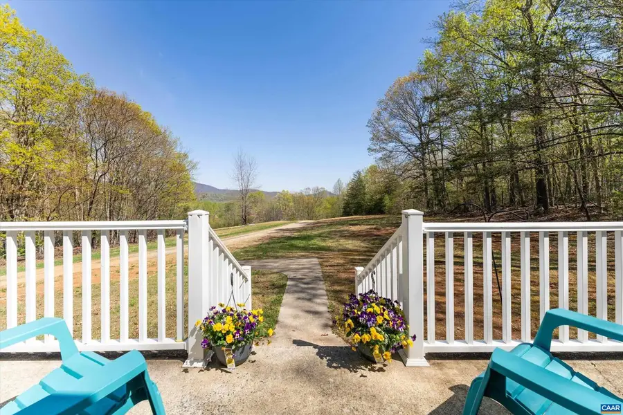 817 Brownings Cv, Shipman, VA 22971 - Image #3