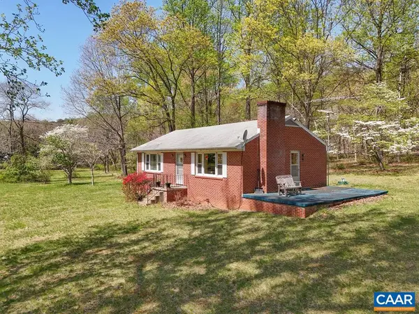 6928 Blackwells Hollow Rd, CROZET, VA 22932