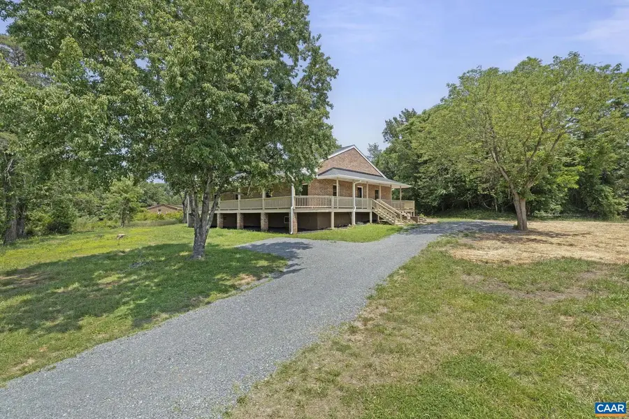 115 Montview Dr, Ruckersville, VA 22968 - Image #2
