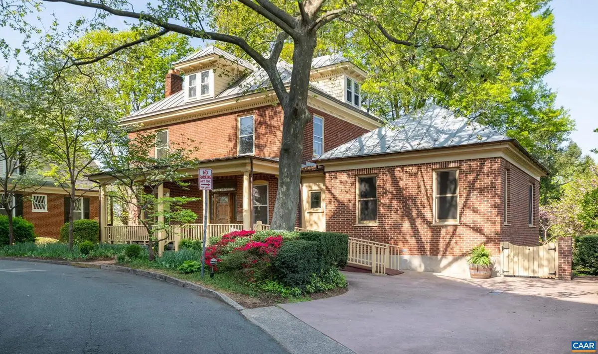 410 Altamont Cir, Charlottesville, VA 22902 - Image #1