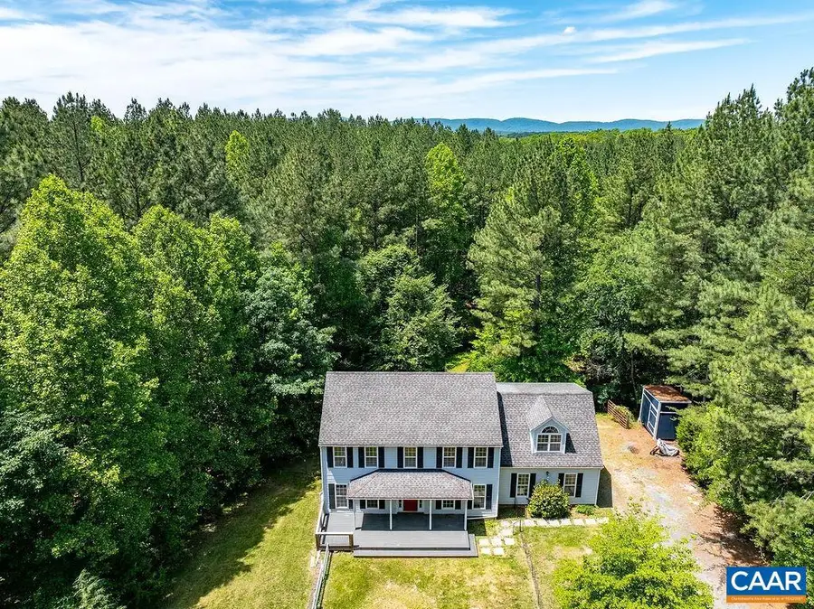 231 Magnolia Cir, Troy, VA 22974 - Image #3