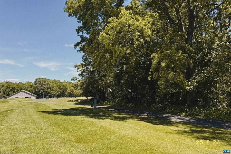 99 Blue Chickory Ct #b10, Nellysford, VA 22958 - Image #2