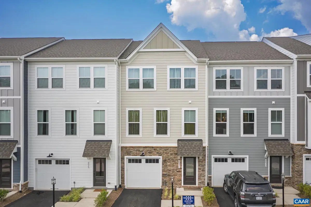 6031 Mccomb St, Crozet, VA 22932 - Image #1