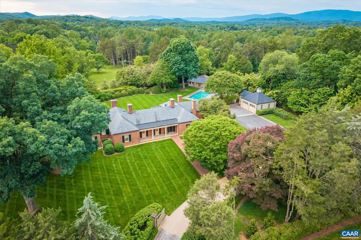 2215 Blue Ridge Ln, Charlottesville, VA 22901 - Image #1