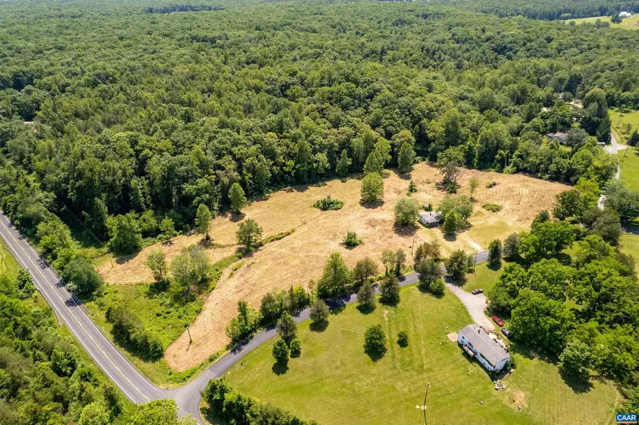 1467 Harris Creek Rd, Charlottesville, VA 22902 - Image #3