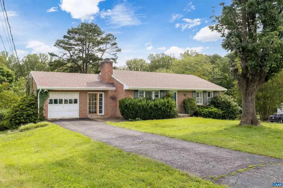 1160 Pen Park Ln, Charlottesville, VA 22901 - Image #3