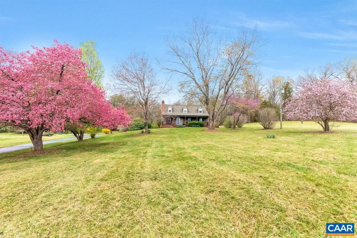 168 Lakeland Ln, Faber, VA 22938 - Image #1