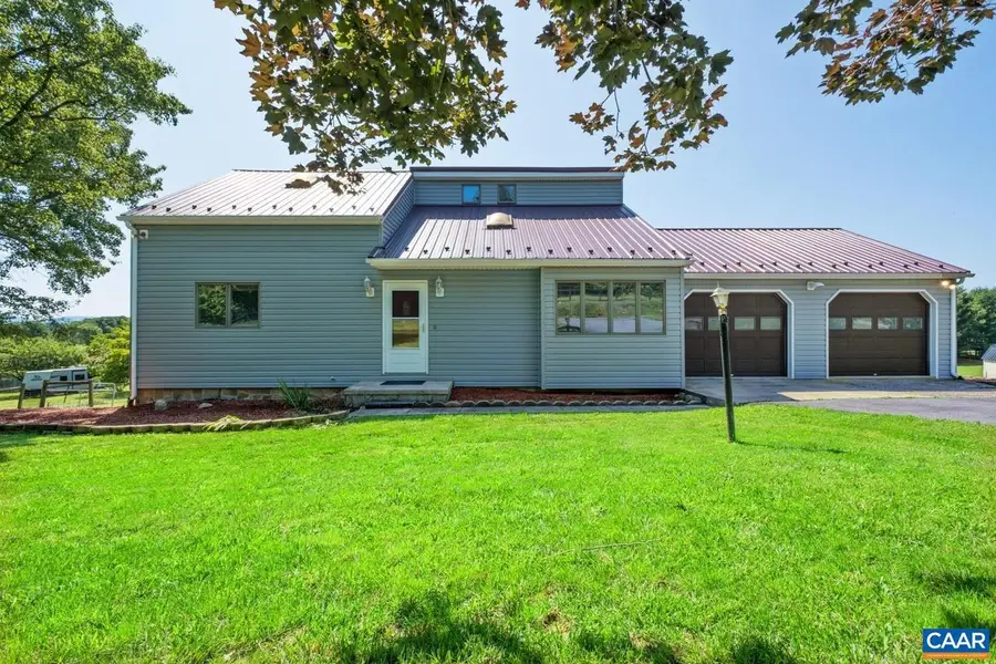 634 Augusta Farms Rd, Waynesboro, VA 22980 - Image #2