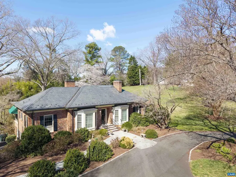 42 Old Farm Rd, Charlottesville, VA 22903 - Image #2