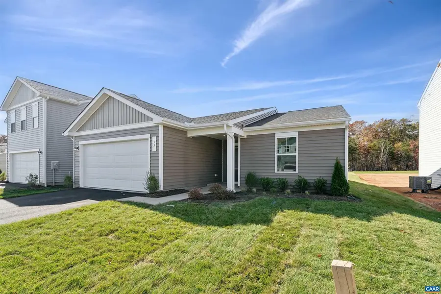 263 Horse Path Dr, Charlottesville, VA 22902 - Image #2