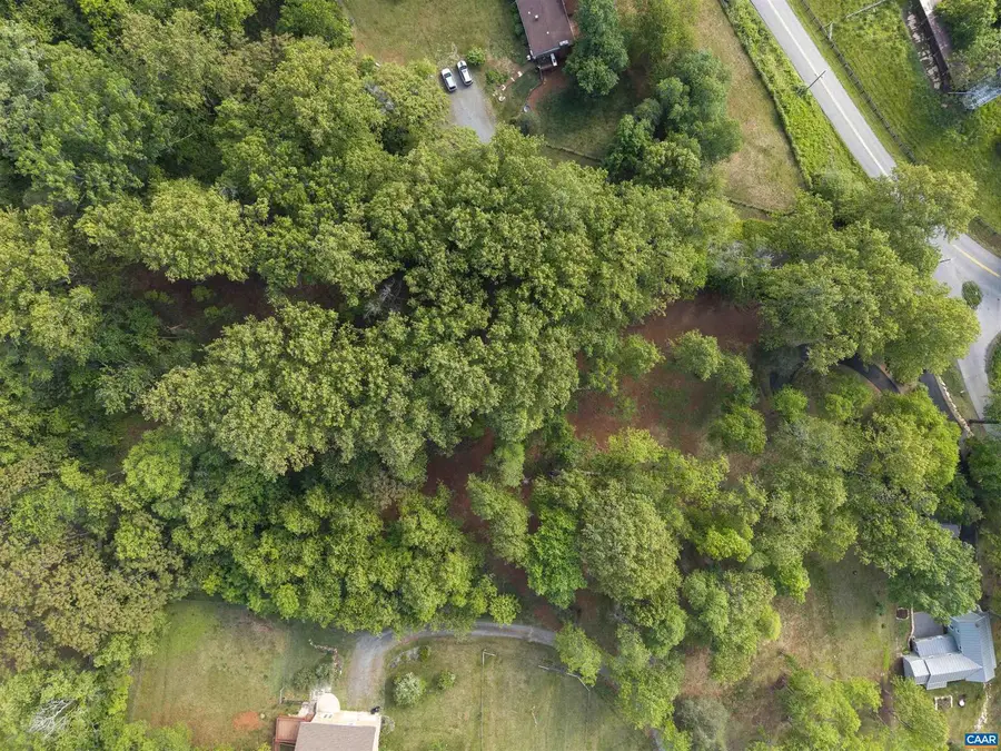 4 North Garden Ln, North Garden, VA 22959 - Image #2