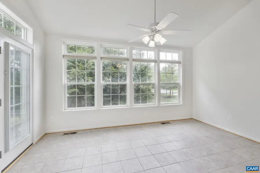 18 Beechnut Ln, Zion Crossroads, VA 22942 - Image #2