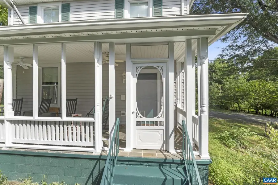 58 Church St, Palmyra, VA 22963 - Image #2