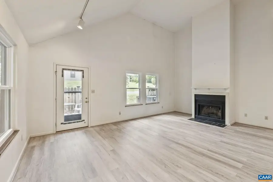 767 Exton Ct, Charlottesville, VA 22901 - Image #2