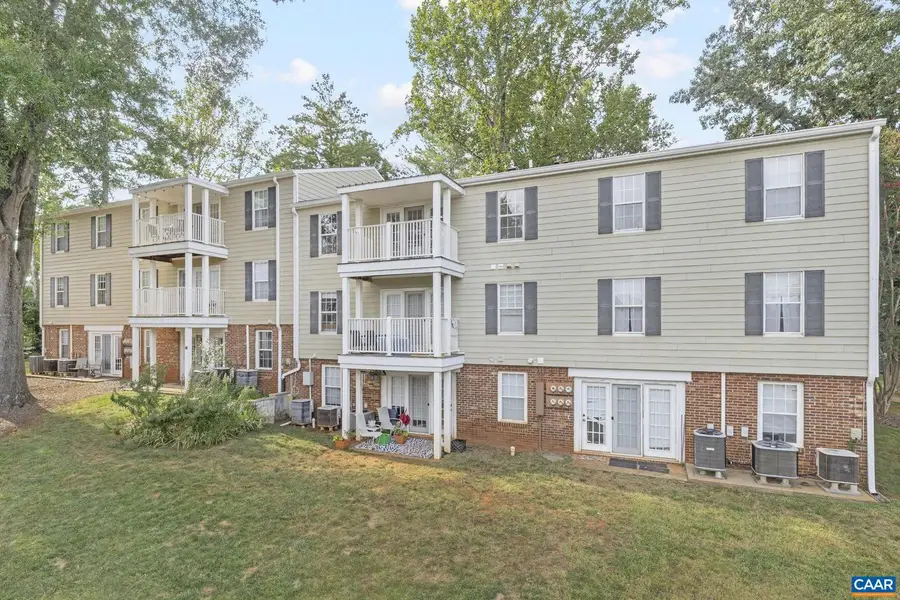 1361 Villa Way #f, Charlottesville, VA 22903 - Image #3