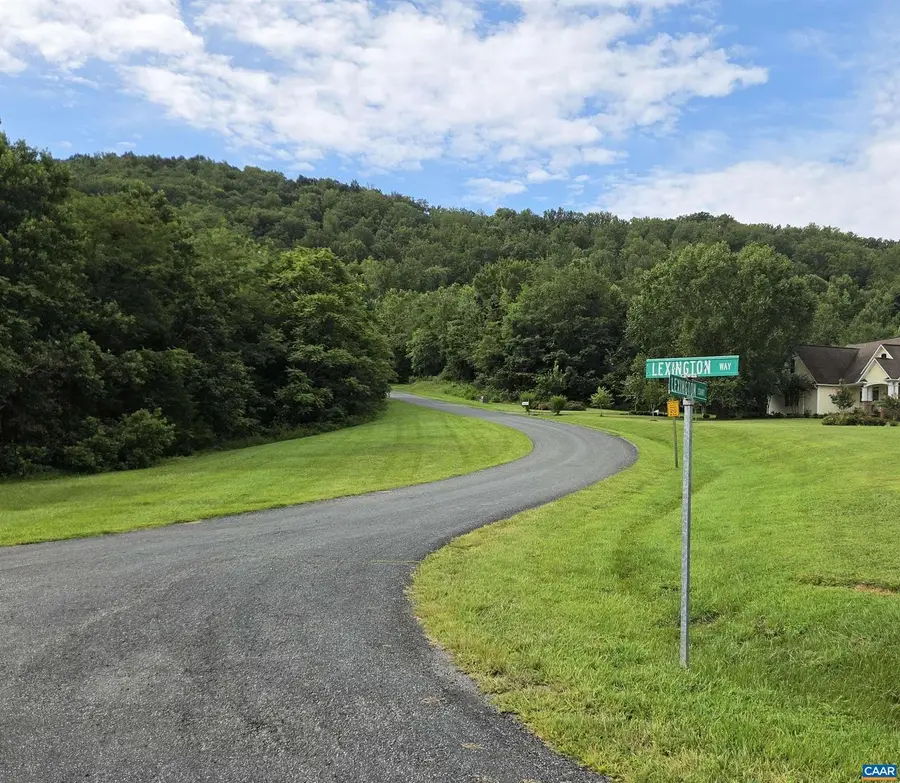118 Lexington Ct #7, Stanardsville, VA 22973 - Image #3