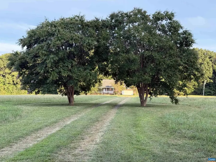 5051 Shannon Hill Rd, Kents Store, VA 23084 - Image #3