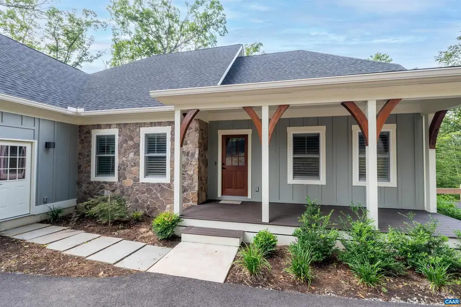 329 Carrsbrook Dr, Charlottesville, VA 22901 - Image #3