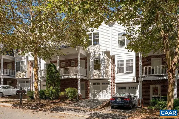 129 Old Fifth Cir, CHARLOTTESVILLE, VA 22903