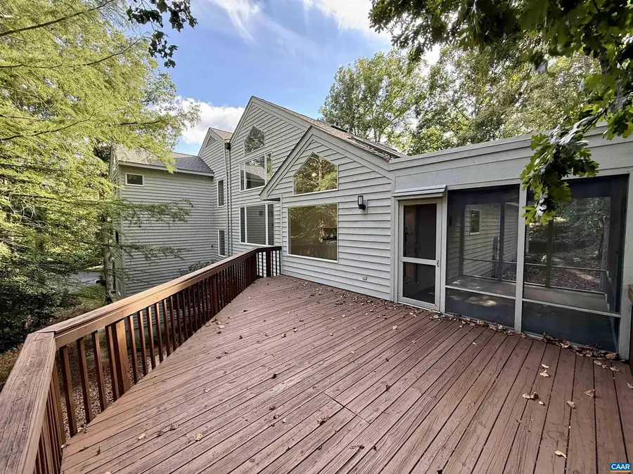 955 King William Dr, Charlottesville, VA 22901 - Image #2