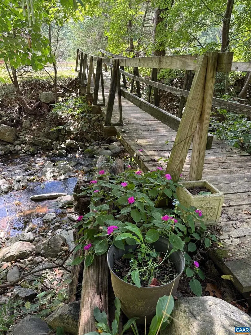 2960 Beech Grove Rd, Roseland, VA 22967 - Image #3