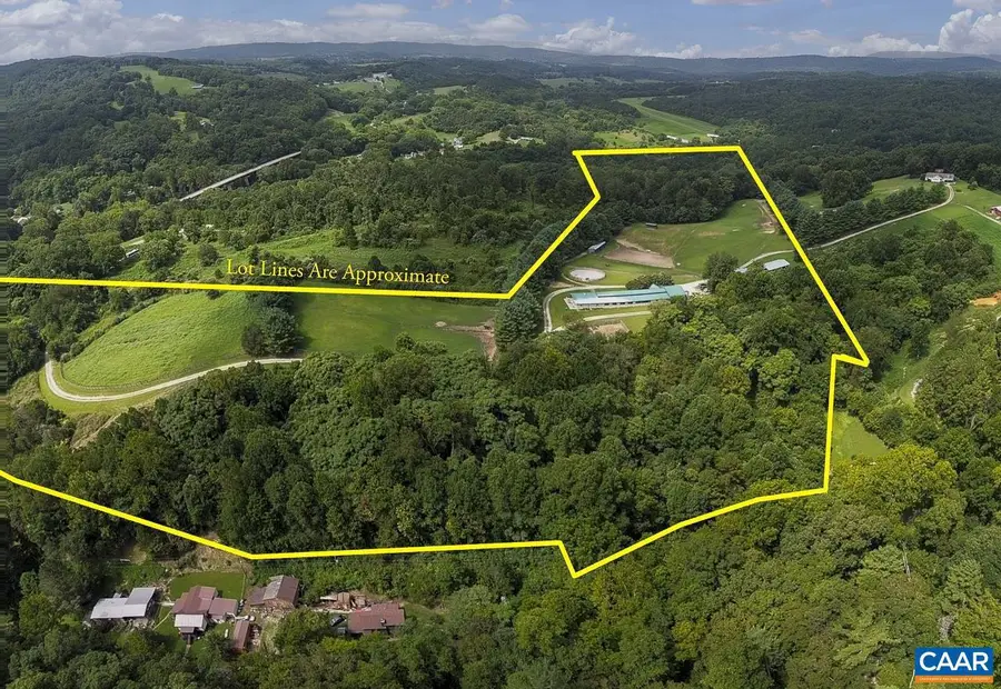 9195 Springwood Rd, Buchanan, VA 24066 - Image #3