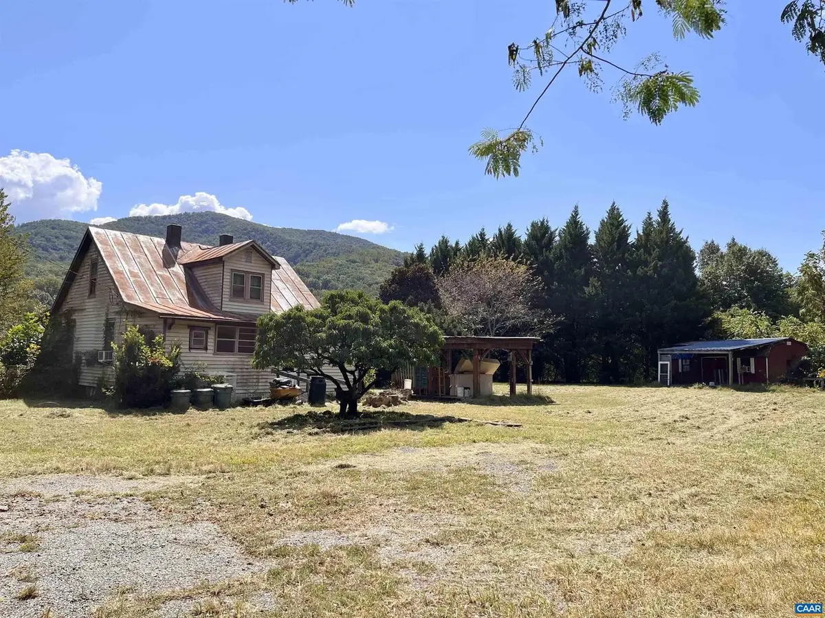 17155 Patrick Henry Hwy, Roseland, VA 22967 - Image #1