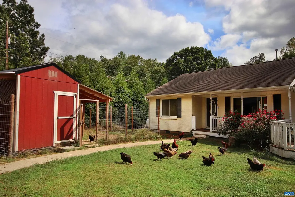 3161 Rolling Rd S, Scottsville, VA 24590 - Image #1