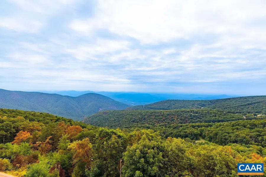 1544 Cliffs Condos, Wintergreen, VA 22967 - Image #2