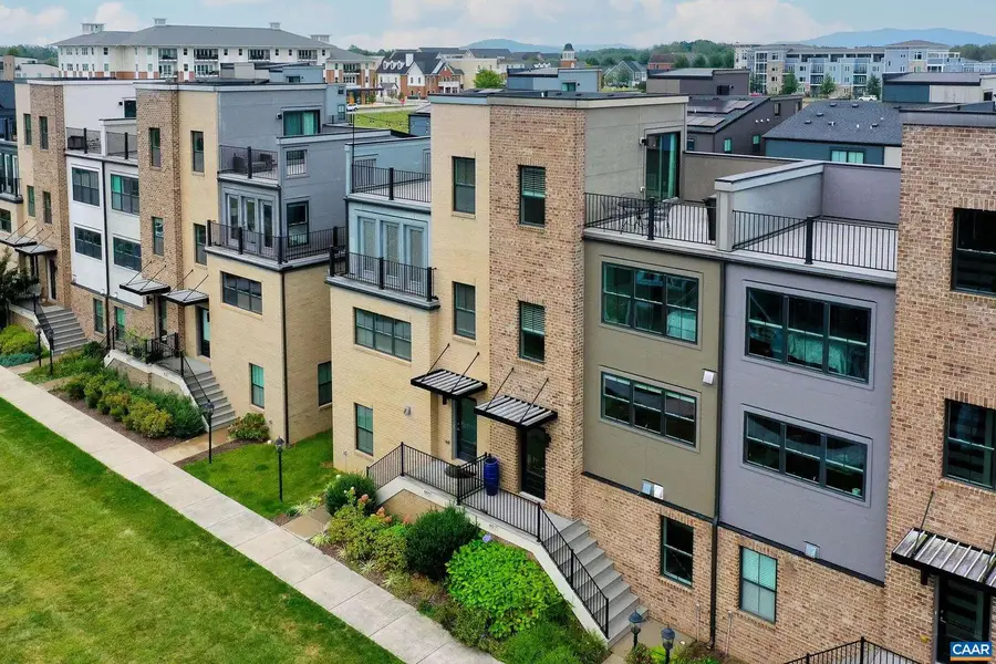 407 Fennel Rd, Crozet, VA 22932 - Image #3