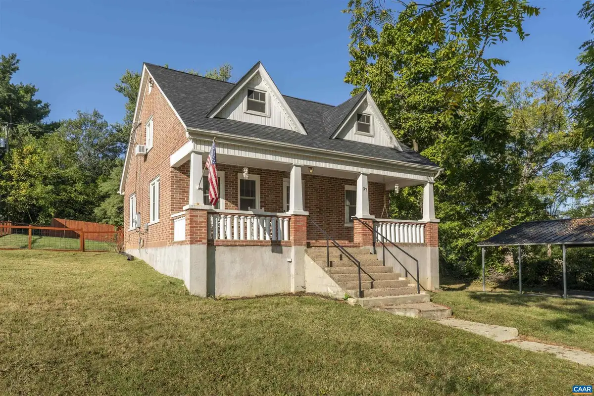 37 Peggys Ln, Fishersville, VA 22939 - Image #1